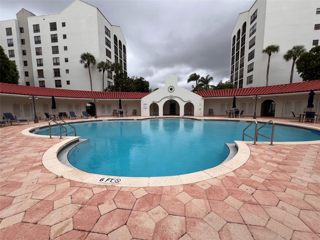 IMPERIAL AT PROMENADE - Residential