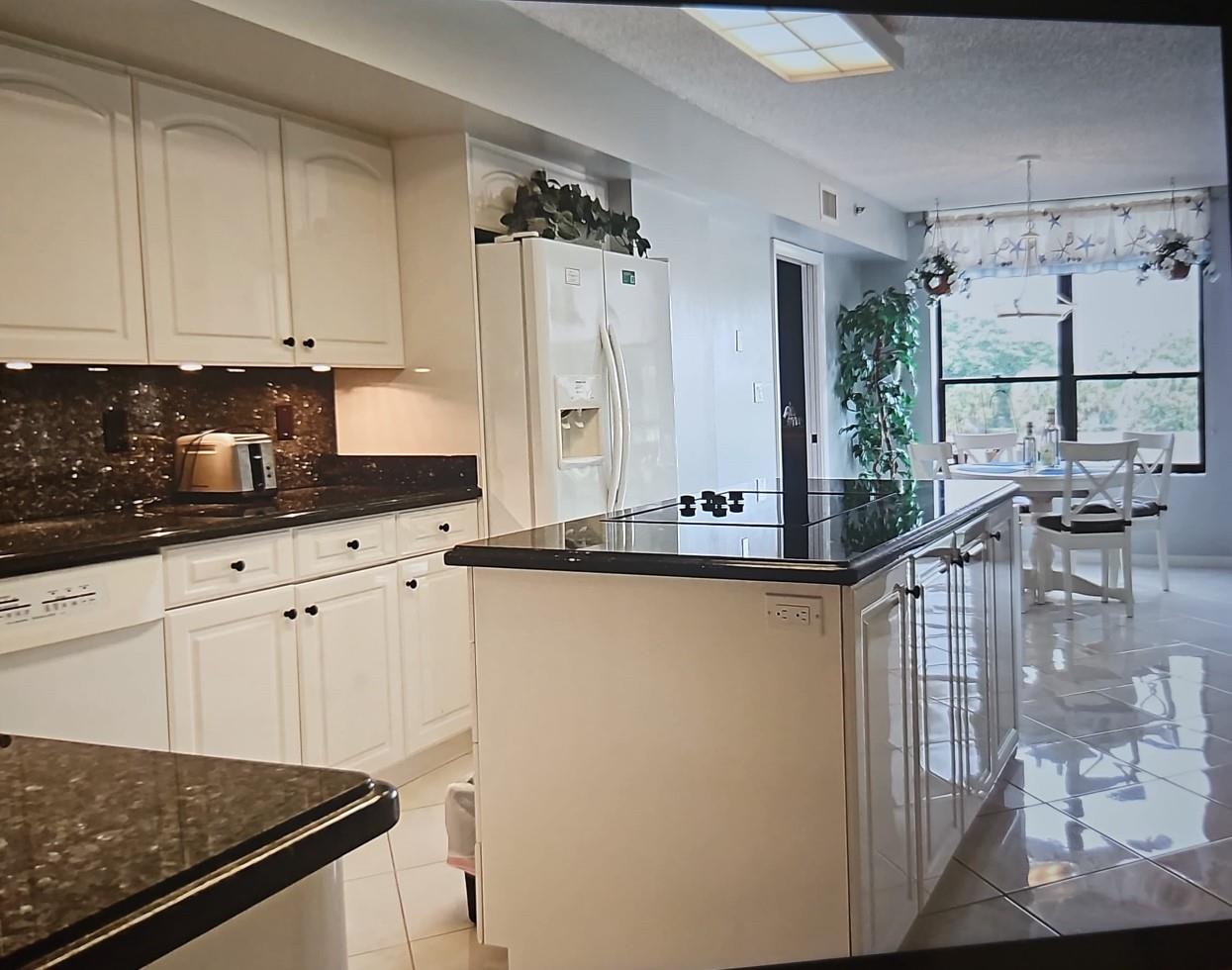 IMPERIAL AT PROMENADE - Residential