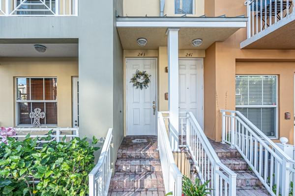 243 SW 13th Ter 243