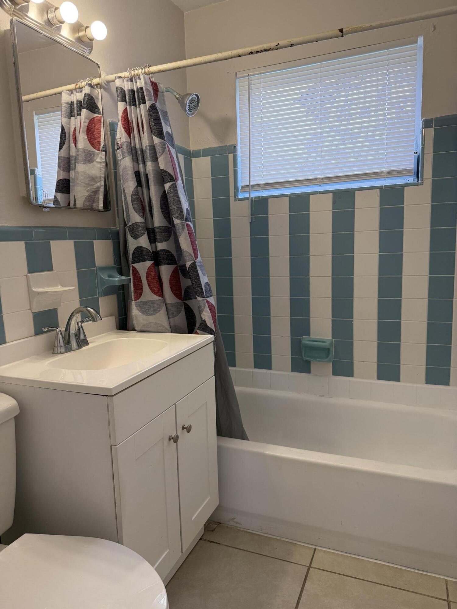 PARK MANOR 1 - Residential Lease