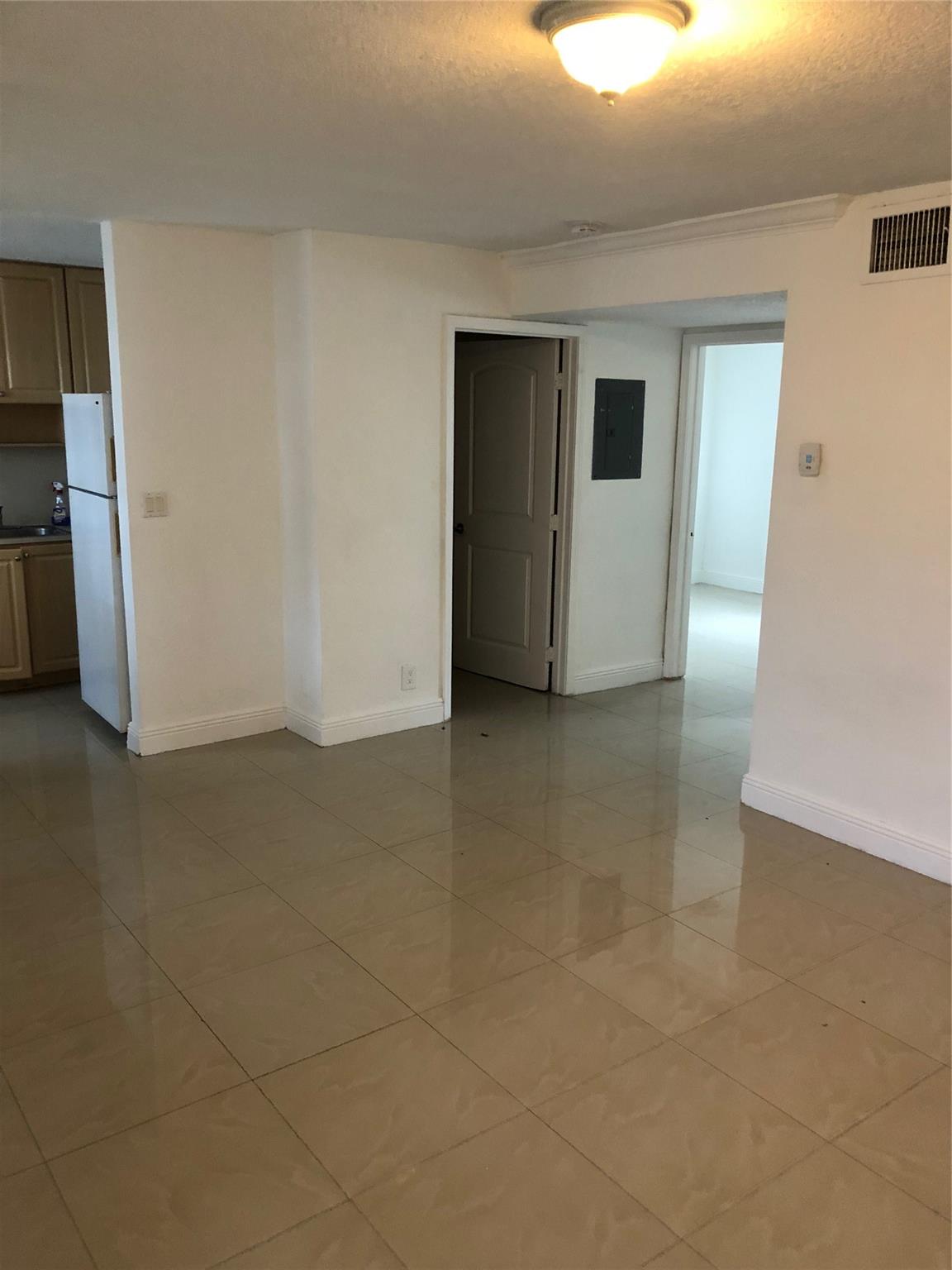 Sevilla Palace At Halland - Residential Lease