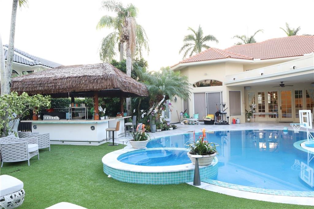 BOCA GROVE - Residential