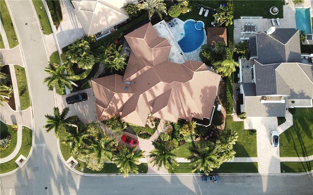 BOCA GROVE - Residential