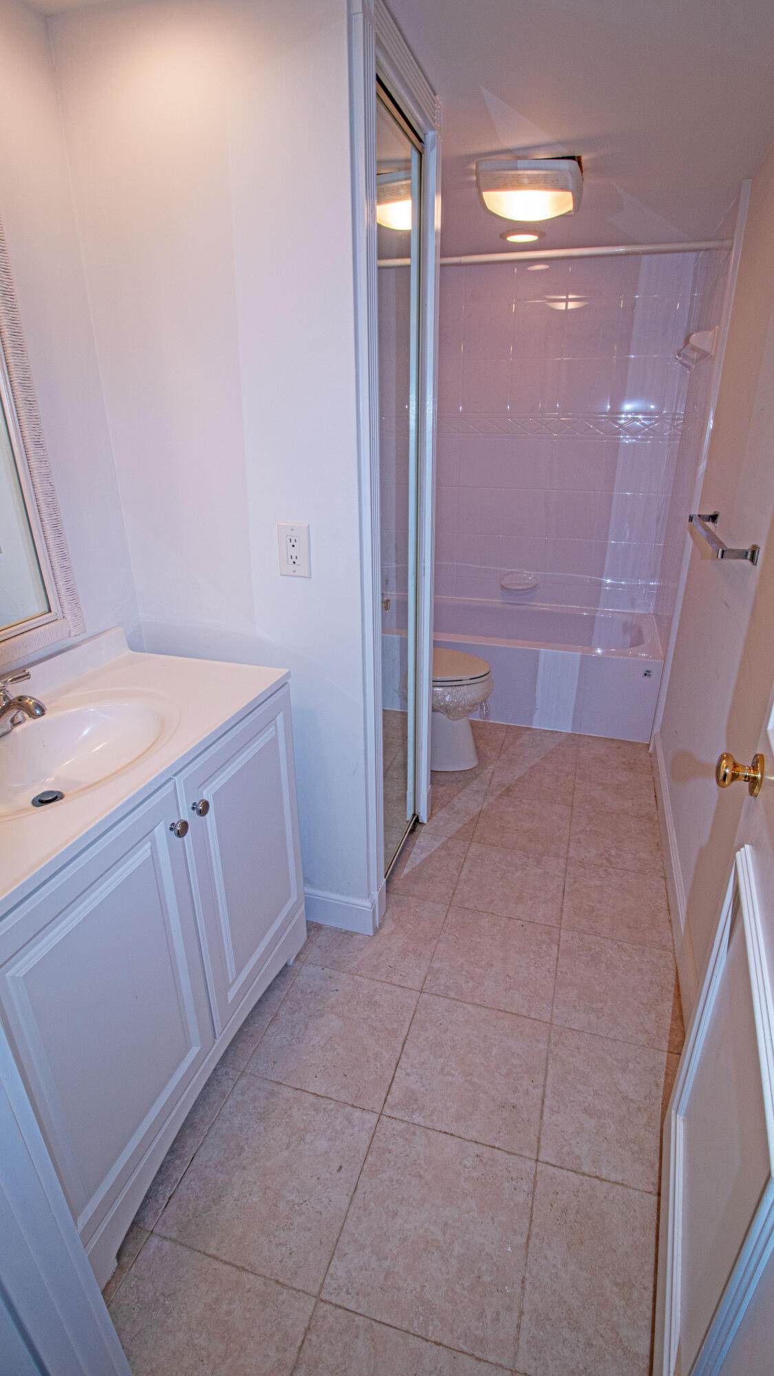 LAKES AT THE BLUFFS - Residential