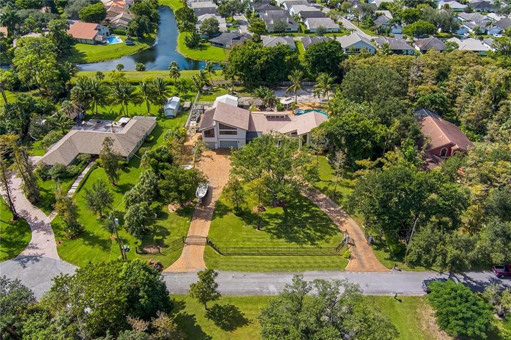 Photo of 5251 NW 80th Ter, Parkland, FL 33067 (MLS # F10305597)
