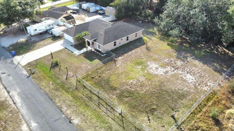 VACATION EST - Residential