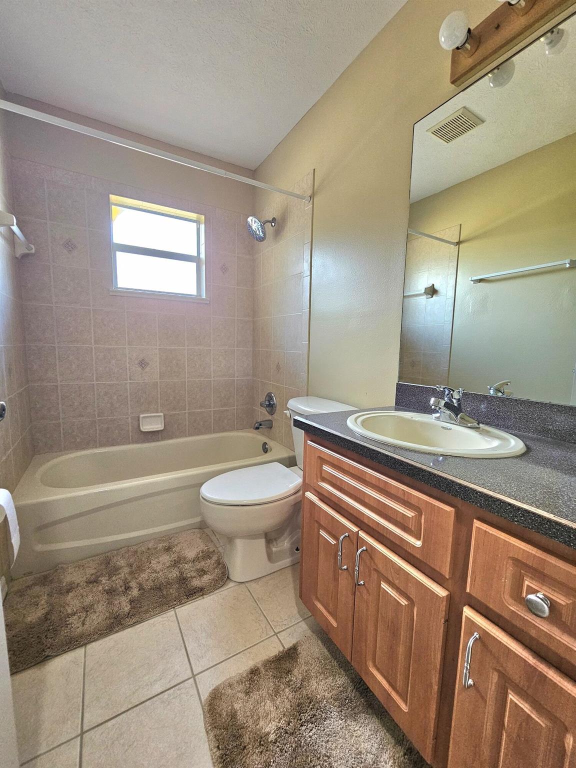 VACATION EST - Residential