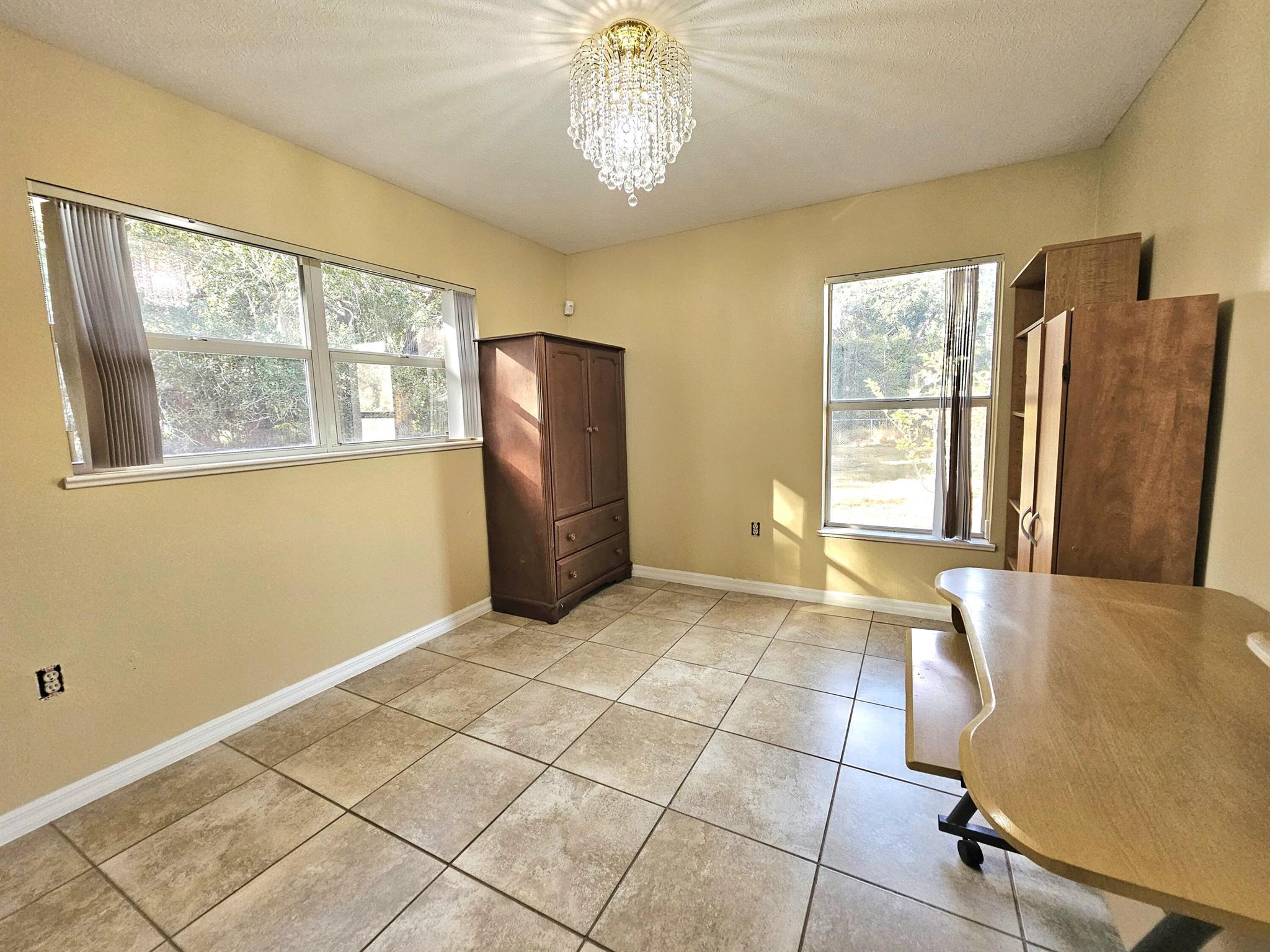 VACATION EST - Residential