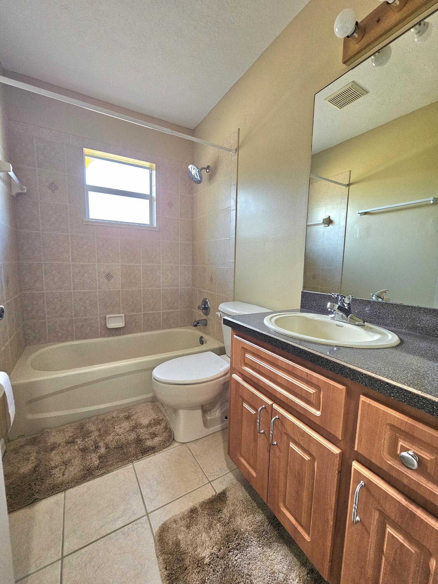 VACATION EST - Residential