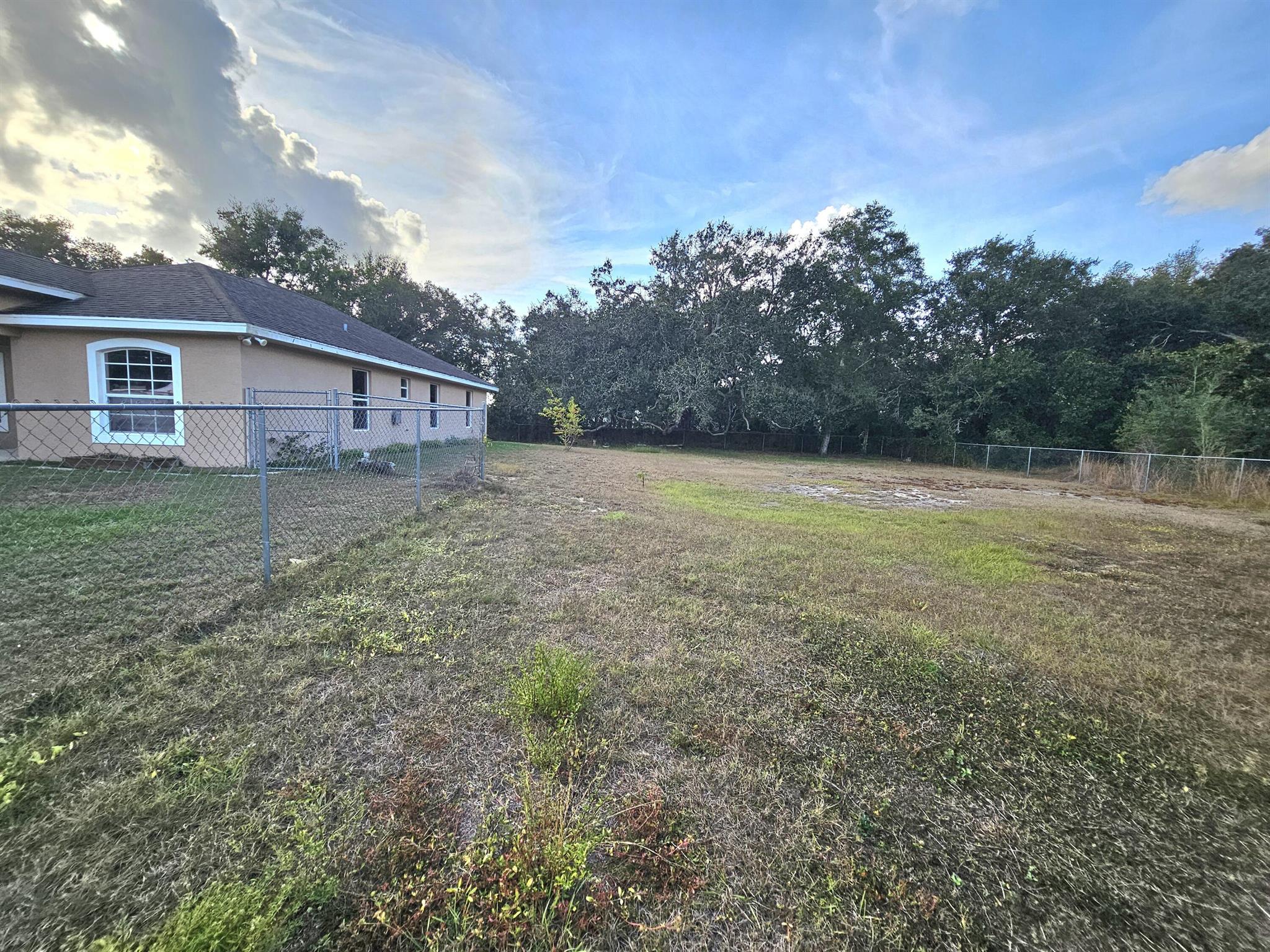 VACATION EST - Residential