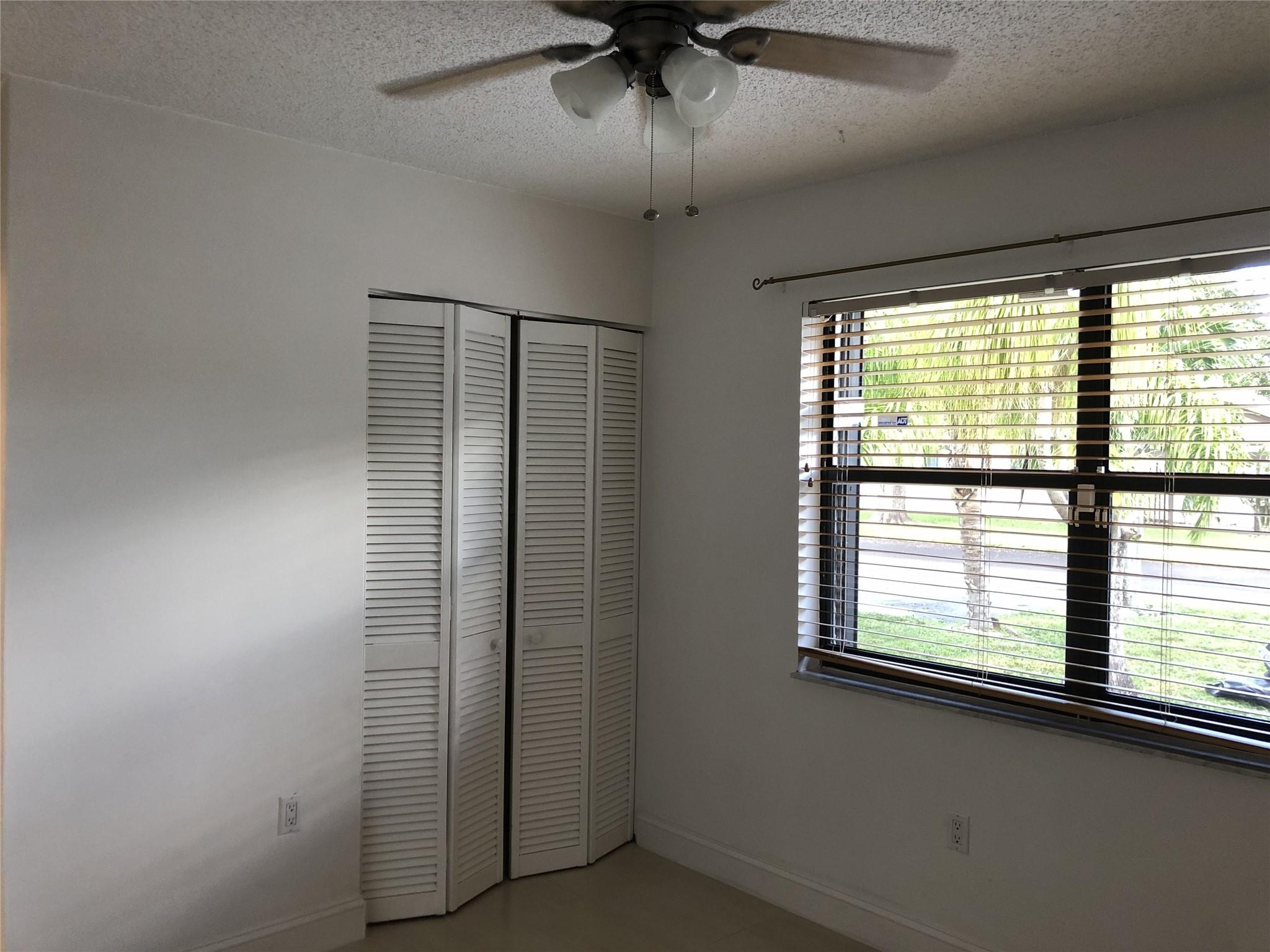 EAST LAKE - Residential Lease