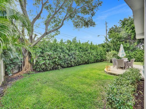 A home in Deerfield Beach