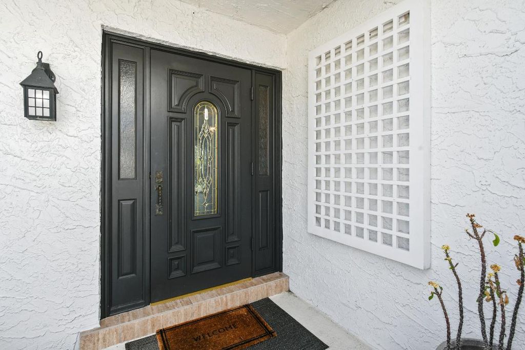 Photo of 11886 Hemlock Street, Palm Beach Gardens, FL 33410 (MLS # R11091061)