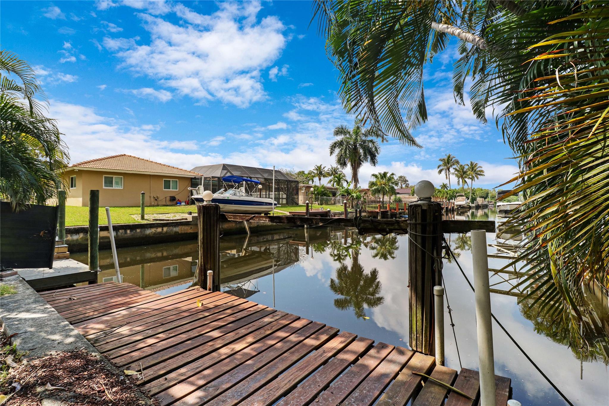 Sala Del Mar 79-34 B - Residential