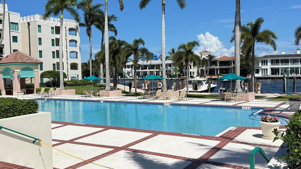 Photo of 100 SE 5th Avenue #406, Boca Raton, FL 33432 (MLS # R11126214)