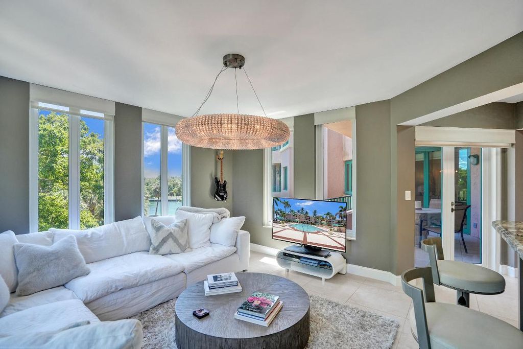 Photo of 100 SE 5th Avenue #406, Boca Raton, FL 33432 (MLS # R11126214)