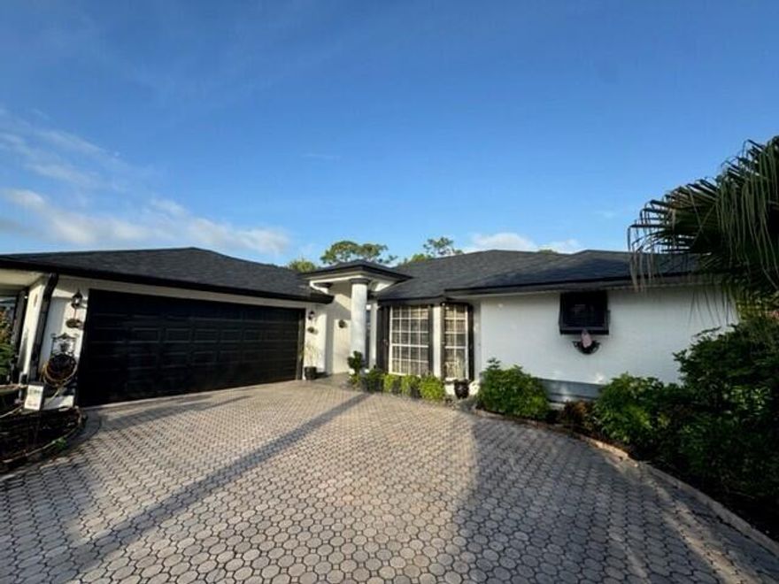 ABSOLUTE AUCTION-This home will be Auctioned to the HIGHEST bidder on Saturday March 14, 2026 at 11am.  Enjoy this 3 bed2 bath lakefront-pool home.  Being sold for the Estate of Ilse Knab.