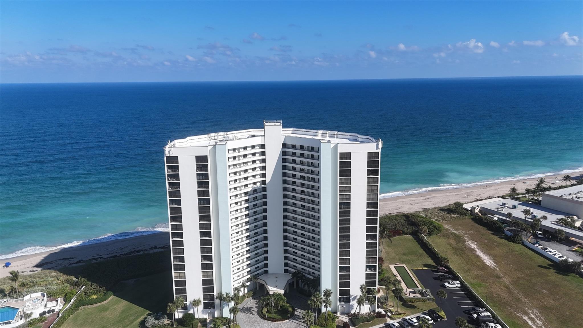 PRINCESS OF HUTCHINSON IS - Residential