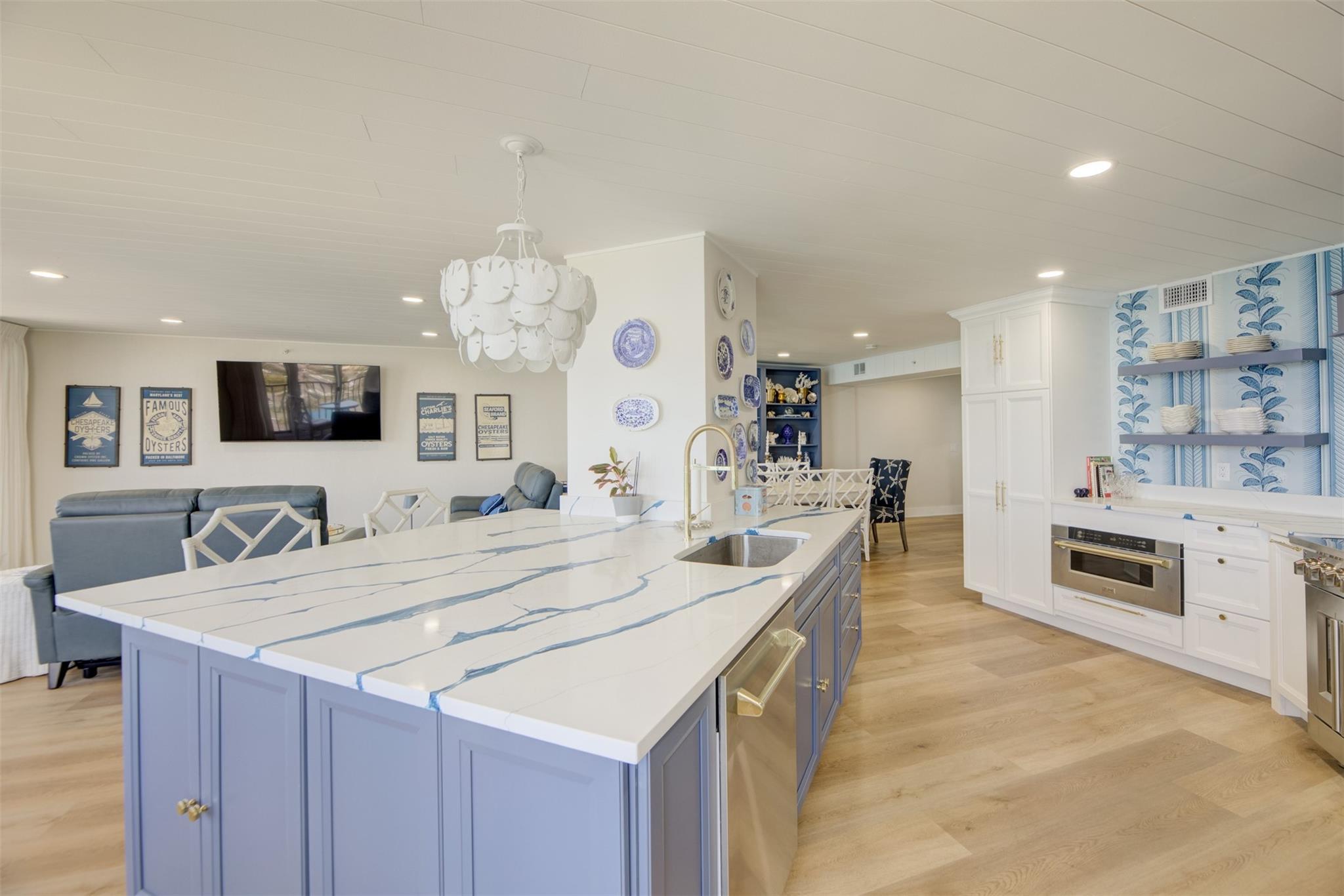 PRINCESS OF HUTCHINSON IS - Residential