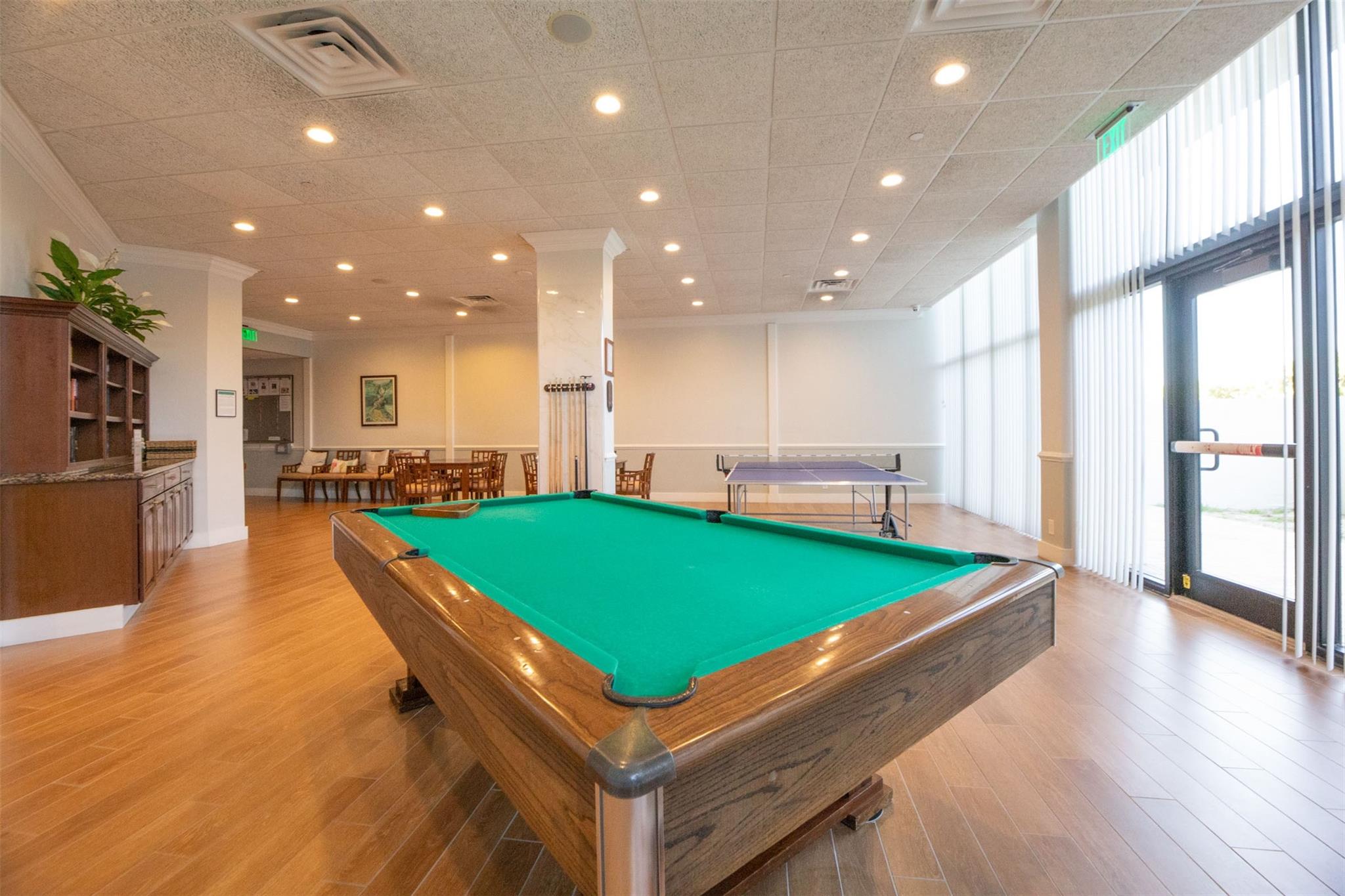 PRINCESS OF HUTCHINSON IS - Residential