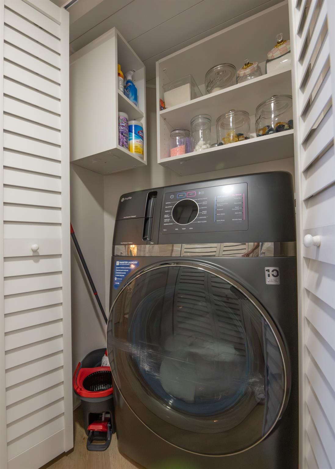 PRINCESS OF HUTCHINSON IS - Residential