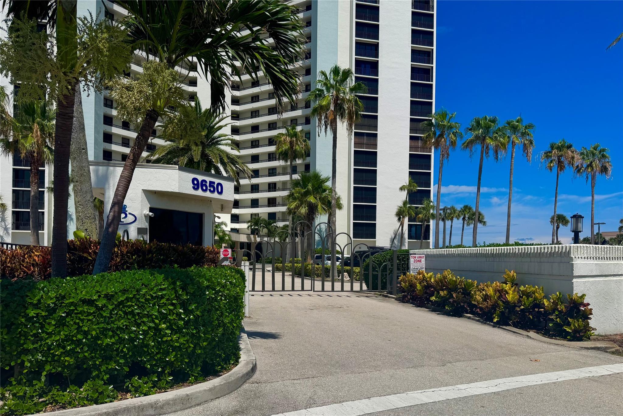 PRINCESS OF HUTCHINSON IS - Residential