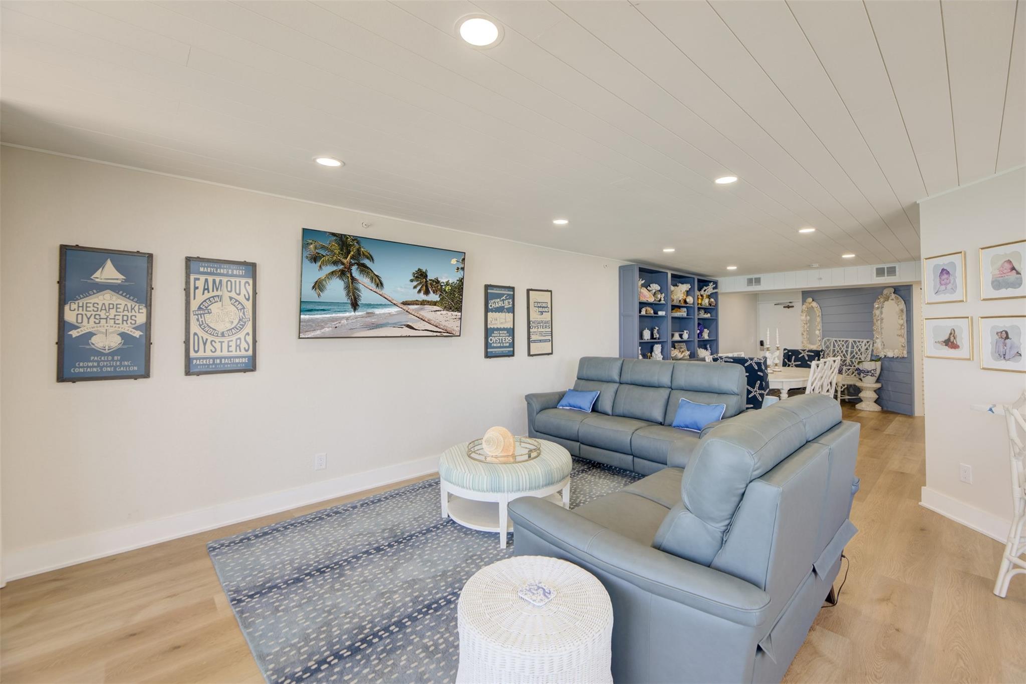 PRINCESS OF HUTCHINSON IS - Residential