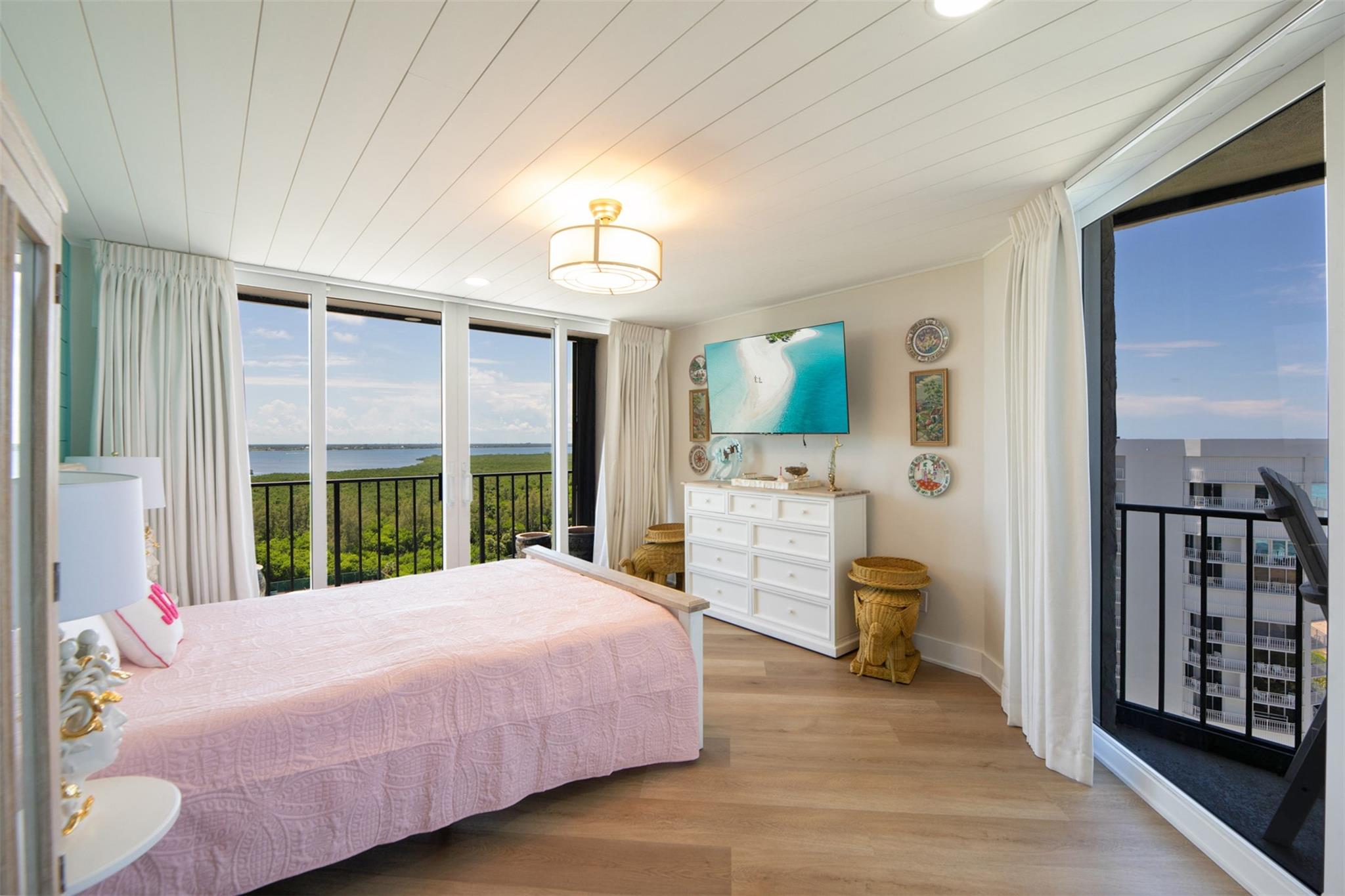 PRINCESS OF HUTCHINSON IS - Residential