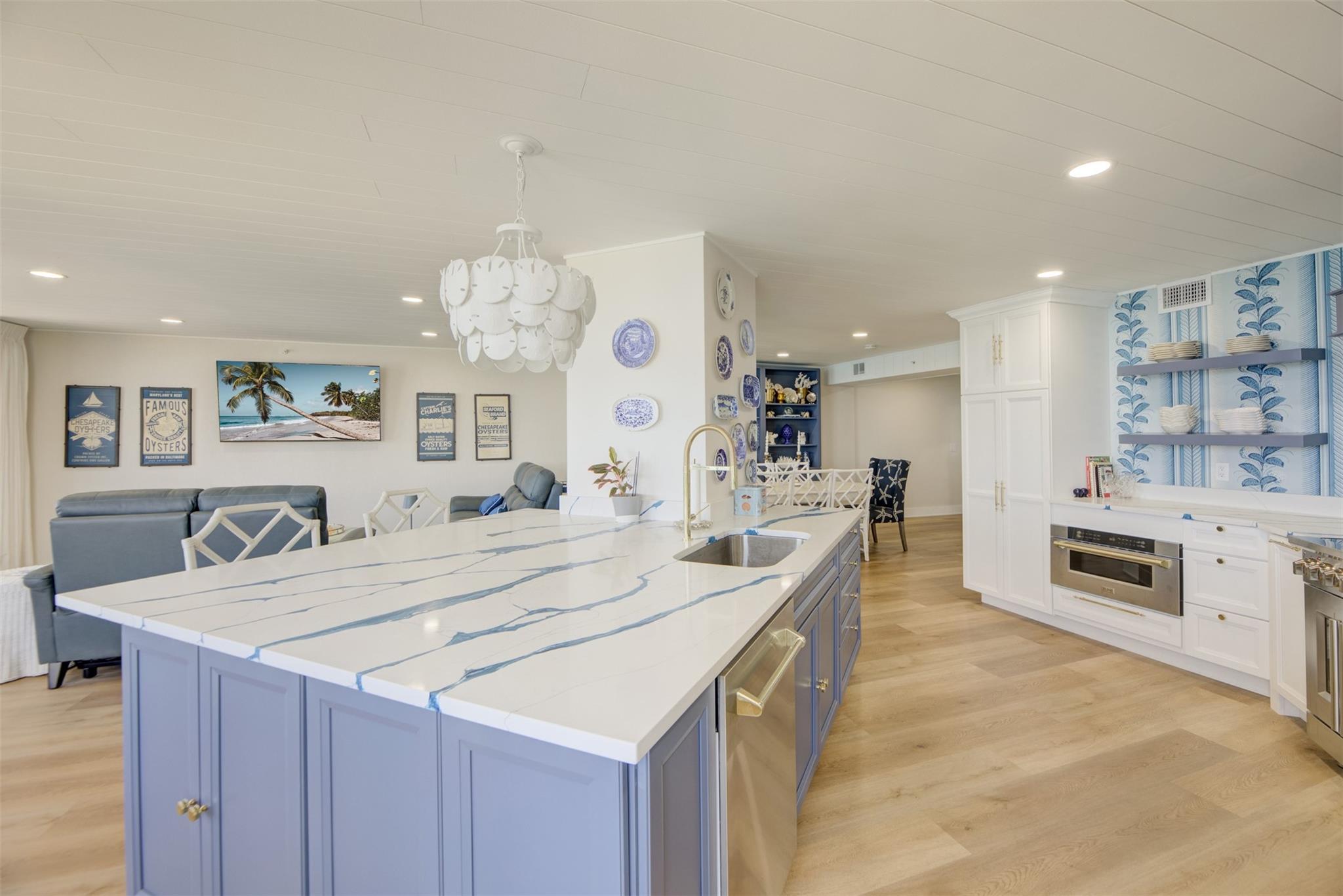 PRINCESS OF HUTCHINSON IS - Residential