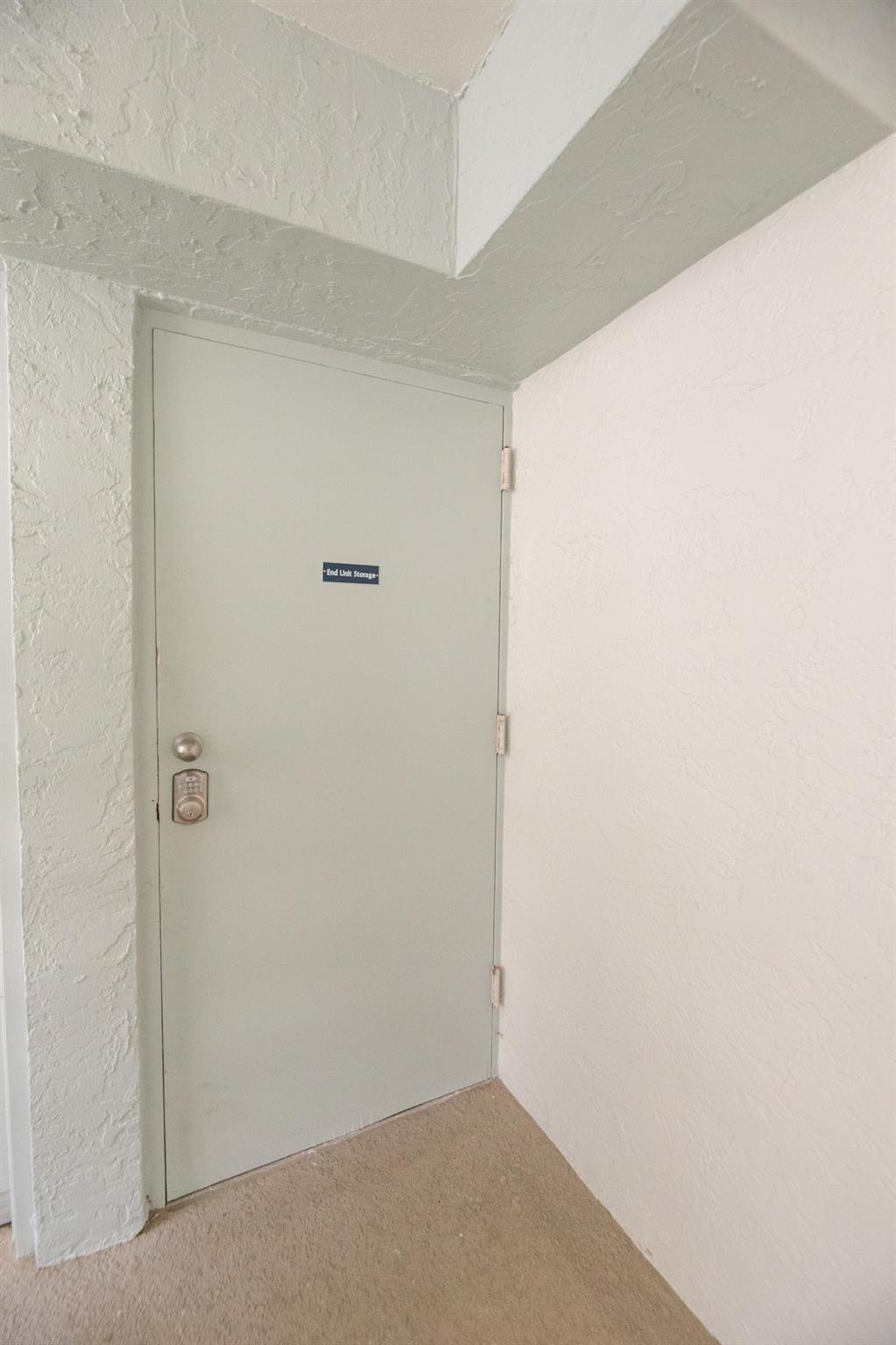 PRINCESS OF HUTCHINSON IS - Residential