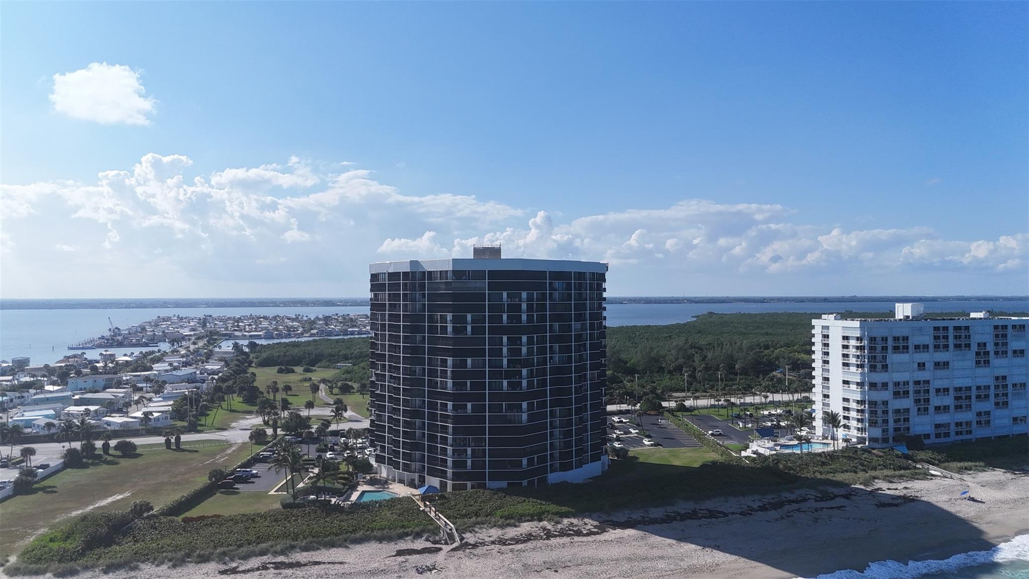 PRINCESS OF HUTCHINSON IS - Residential