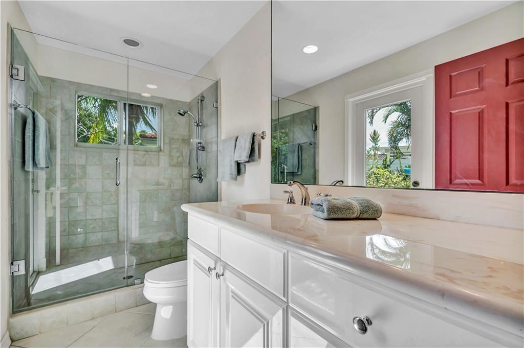 IMPERIAL POINT 1 SEC - Residential