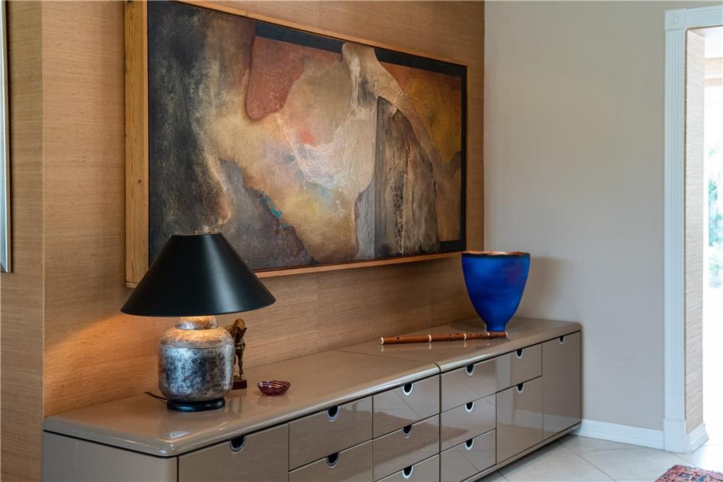 IMPERIAL POINT 1 SEC - Residential