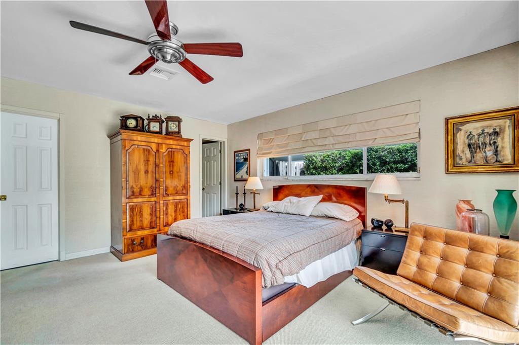 IMPERIAL POINT 1 SEC - Residential