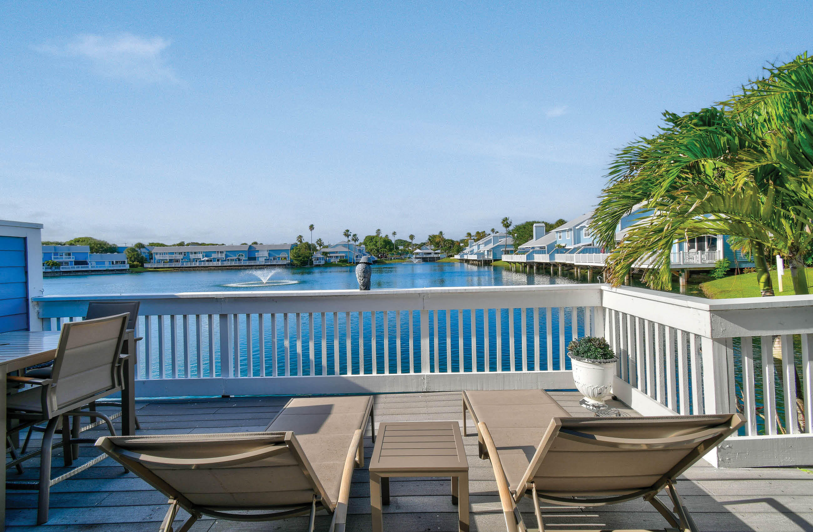 807 Ocean Dunes Circle