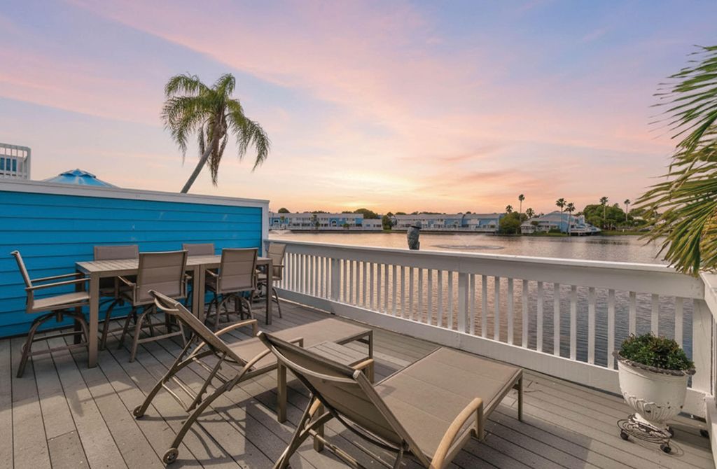 Photo of 807 Ocean Dunes Circle, Jupiter, FL 33477 (MLS # B26017901)