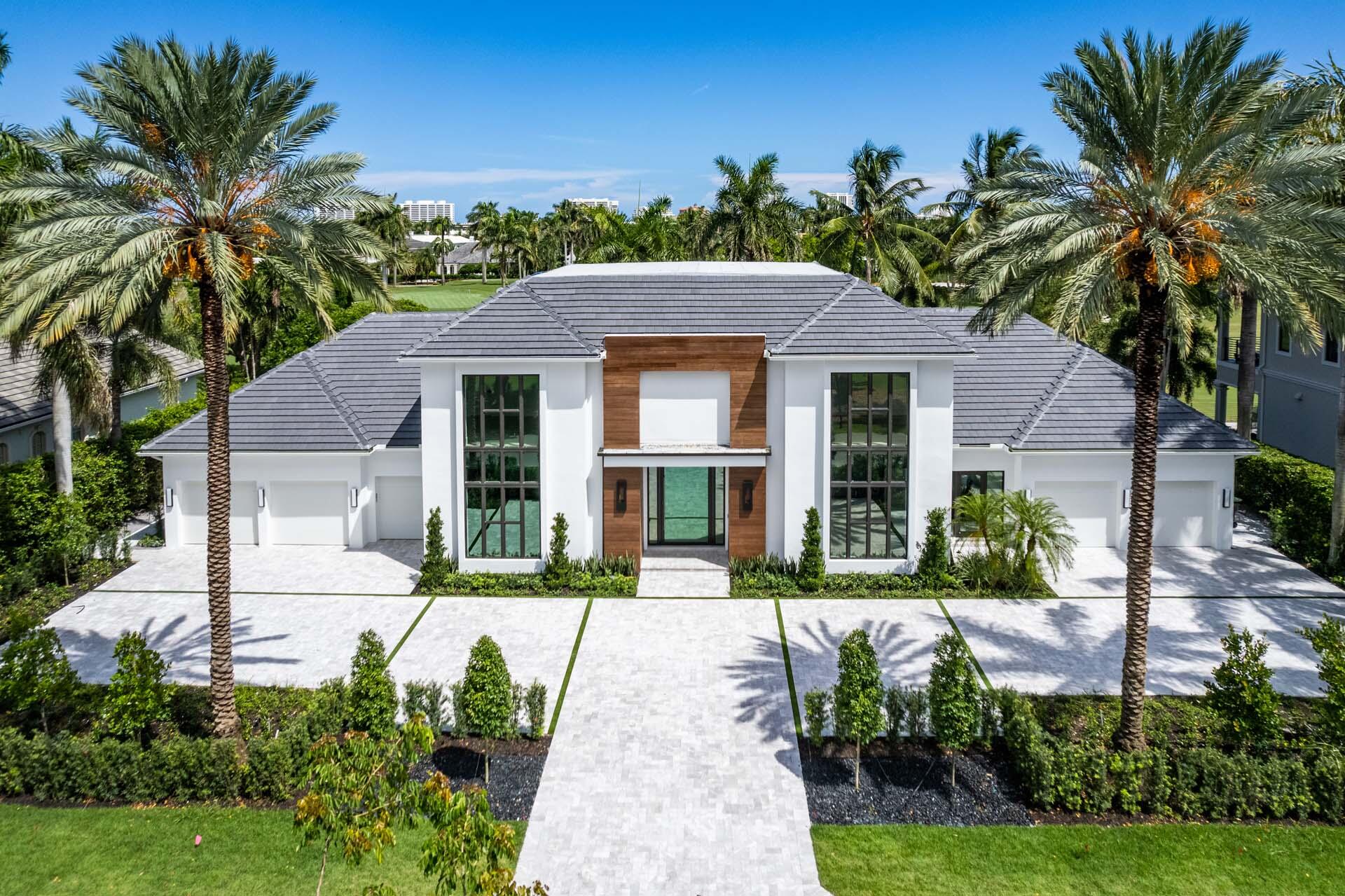 ROYAL PALM YACHT & COUNTRY CLUB - Residential