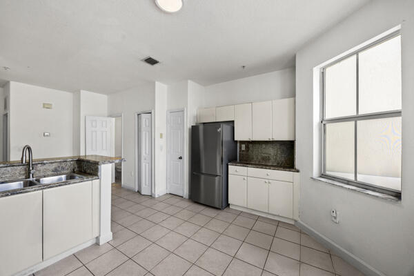 SHOMA TOWNHOMES AT ROYAL PALM BEACH CONDO - Residential