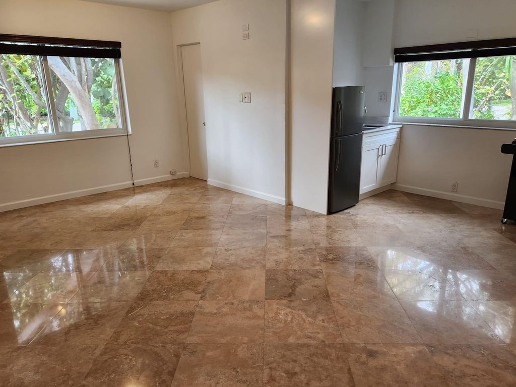 Photo of 5748 NE 27th Avenue, Fort Lauderdale, FL 33308 (MLS # B26040414)