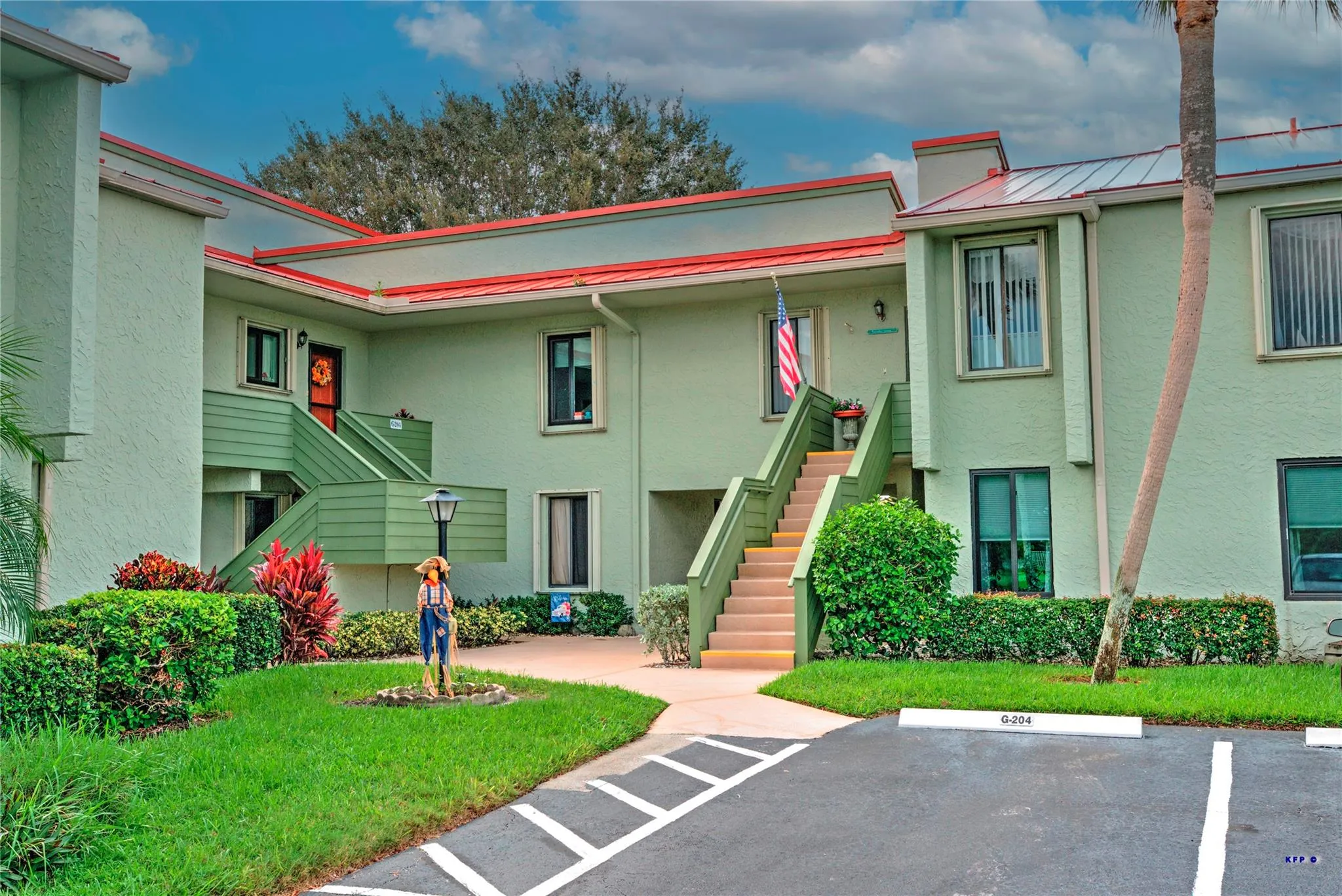 5413 SE Miles Grant Rd Unit 105