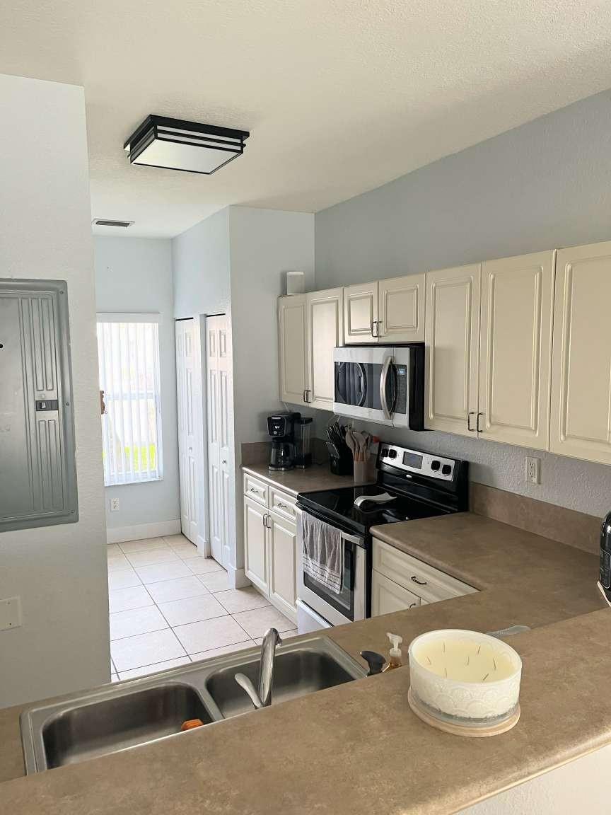 LAS TERRAZAS AT VIZCAYA - Residential