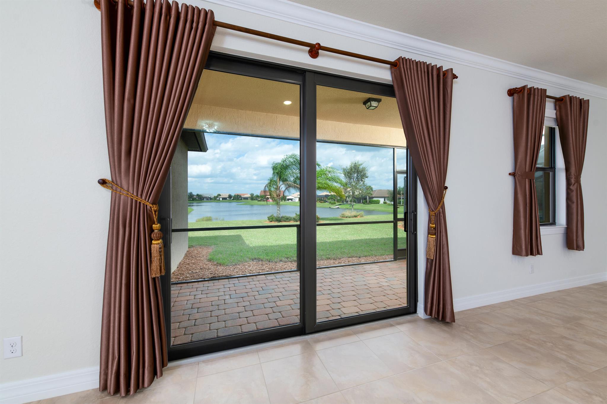 VERANDA PLAT NO 5 VERANDA - Residential Lease