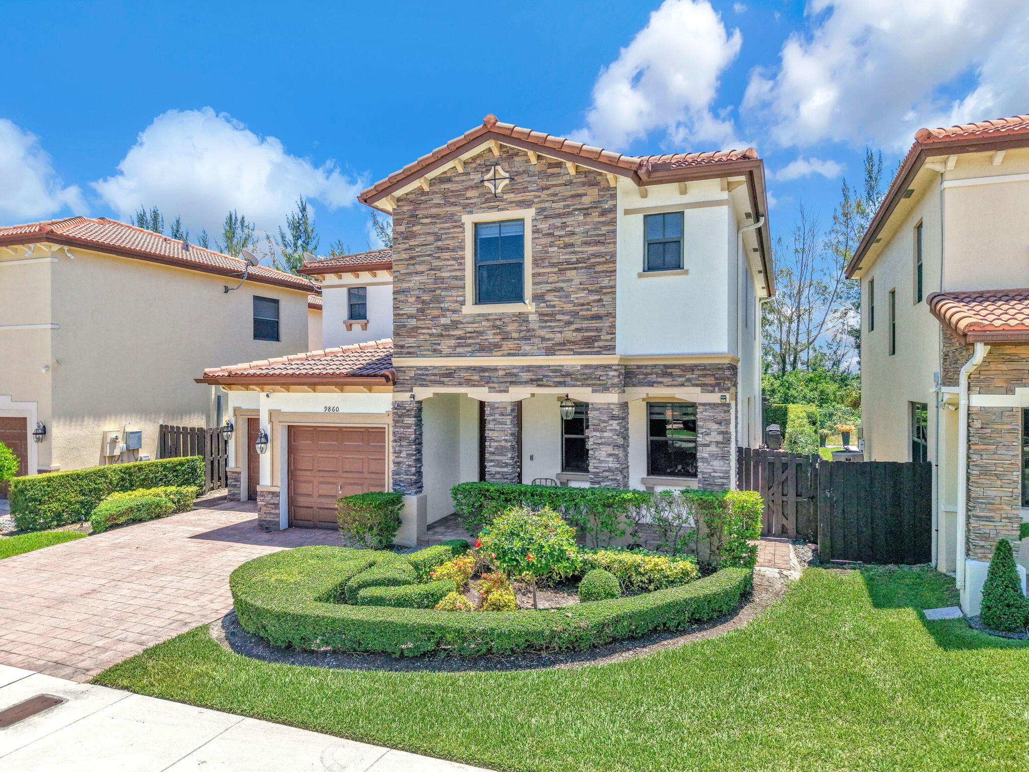 9860 NW 86th Terrace, Doral FL 33178