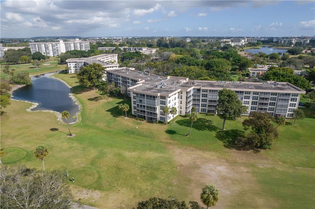 Palm Aire - Residential