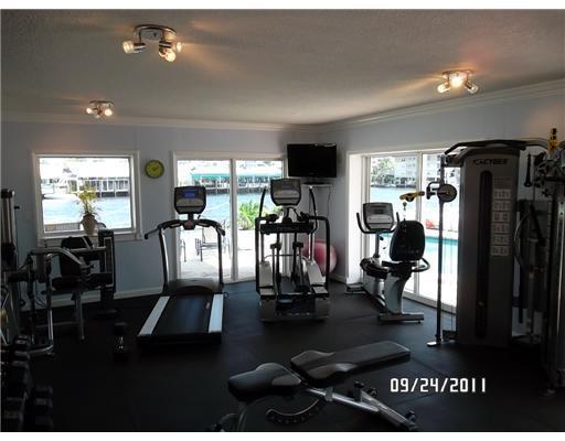 LAUDERDALE TOWER - Residential