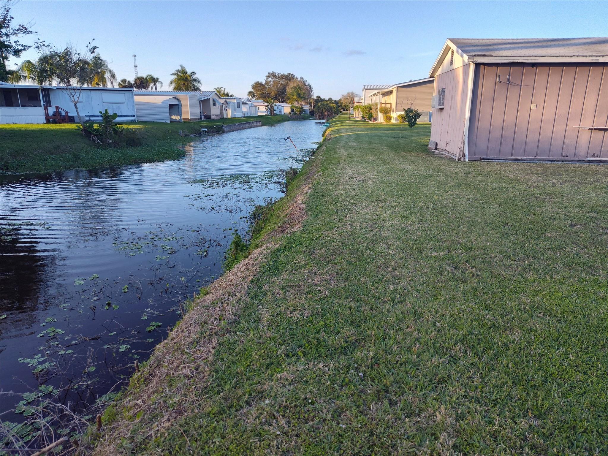 1148 Bay Dr