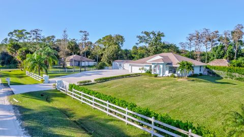 A home in Loxahatchee