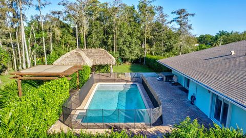 A home in Loxahatchee