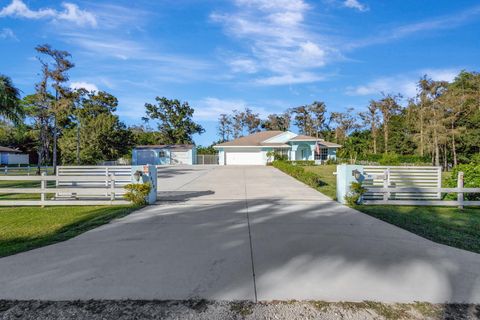 A home in Loxahatchee