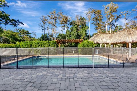 A home in Loxahatchee